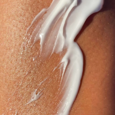 Krēms ar kamieļu pienu un šī sviestu "Camel Milk cream with Shea butter"