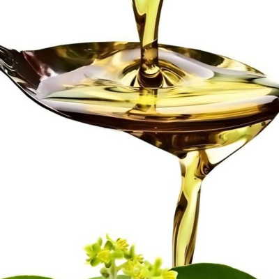 Šampūns ar dabīgām eļļām un rozmarīna ēterisko eļļu matu spēkam un apjomam "Shampoo with Natural Oils & Rosemary Essential Oil"