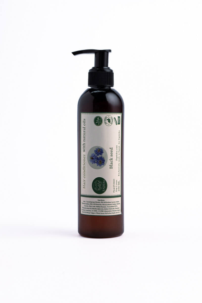 Stiprinošs kondicionieris ar dabīgām eļļām un melno ķimeņu eļļu visiem matu tipiem "Hair conditioner with Natural Oils & Black Seed Oil"